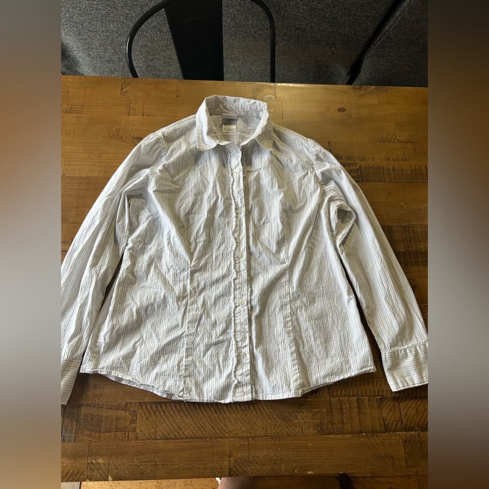 Disney Store Women's Size XL Pin‎ Stripe Button Up With Minnie Mouse On Back